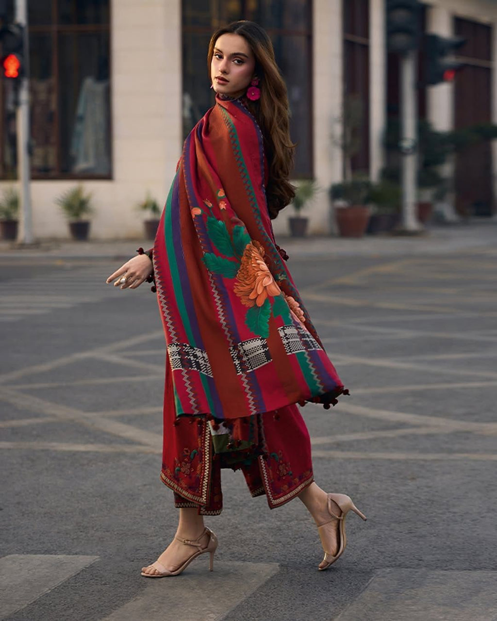 3 Piece - Luxury Embroidered Lawn Suit